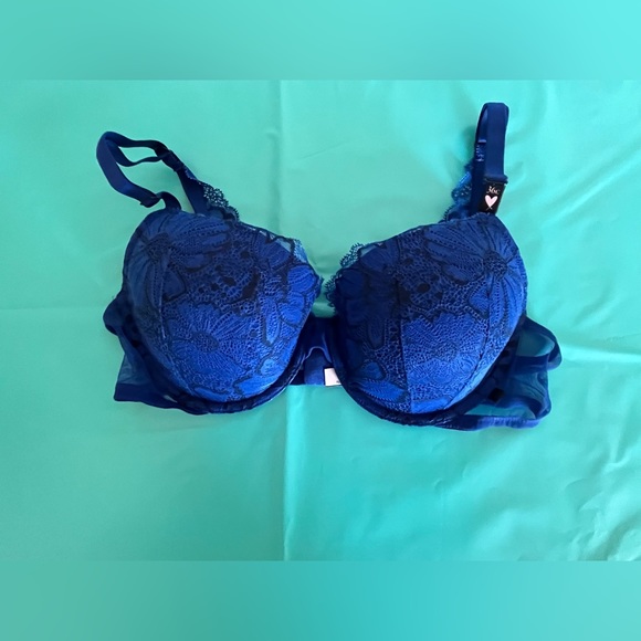 Victoria’s Secret Lightly Lined Bra. Blue with Black Accent. Size 36C. NWT - Picture 1 of 6